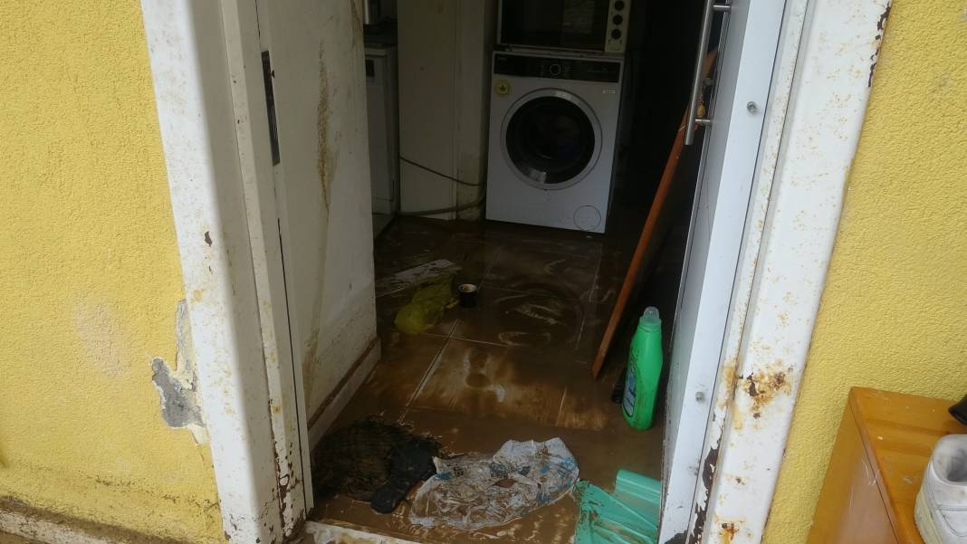 Antalya’da gece yaşanan felaketin bilançosu gündüz ortaya çıktı 8